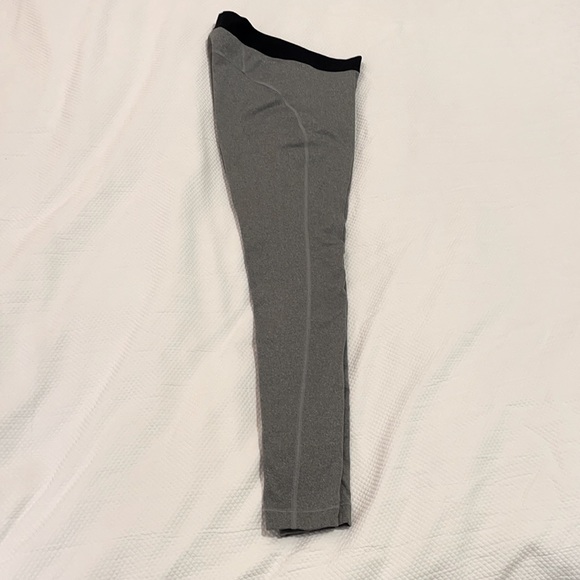 Nike Pro Dry Fit Leggings - Picture 5 of 9